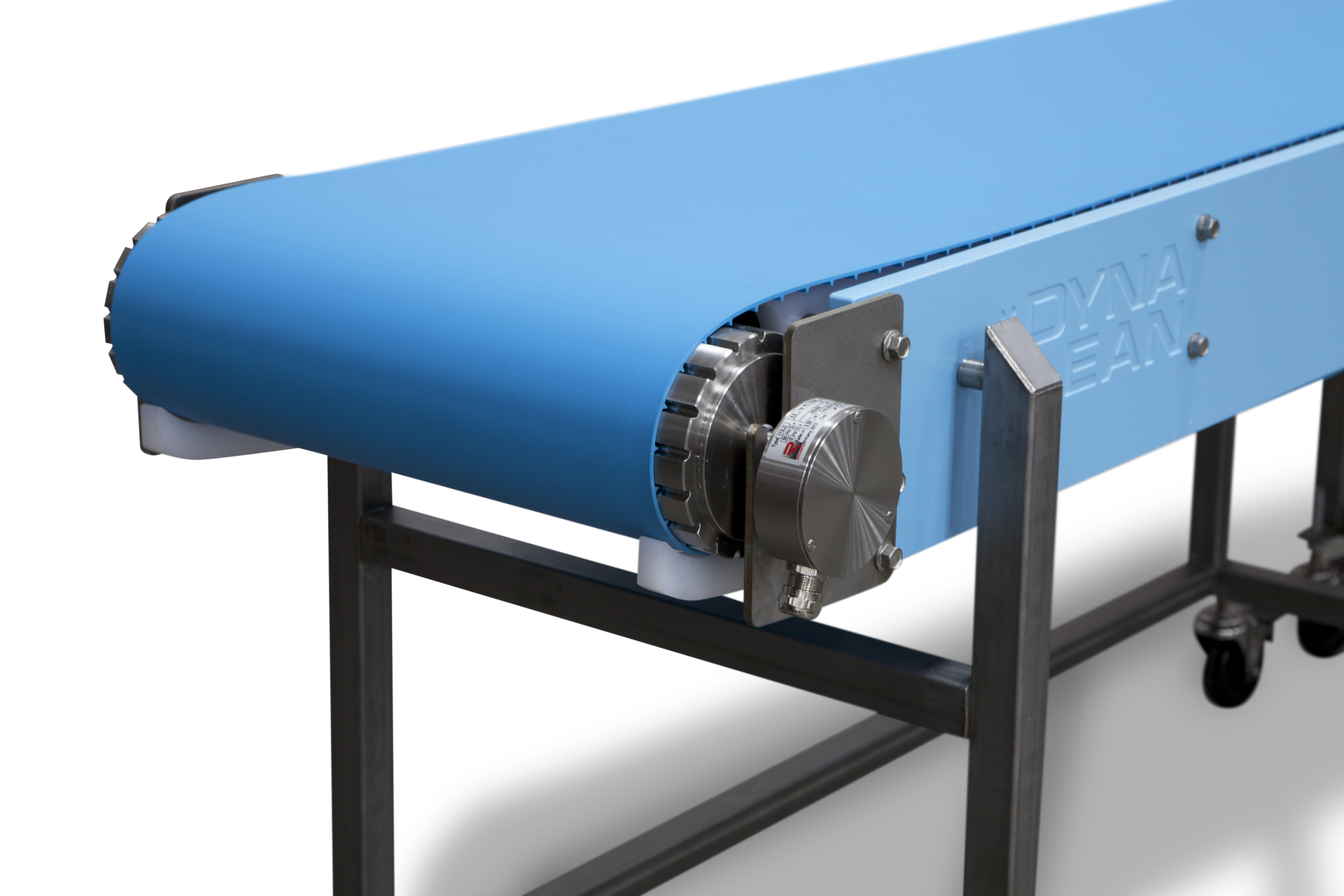 Advantages of Using a Drum Motor with Your Washdown Conveyor