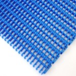 Flush grid conveyor belting