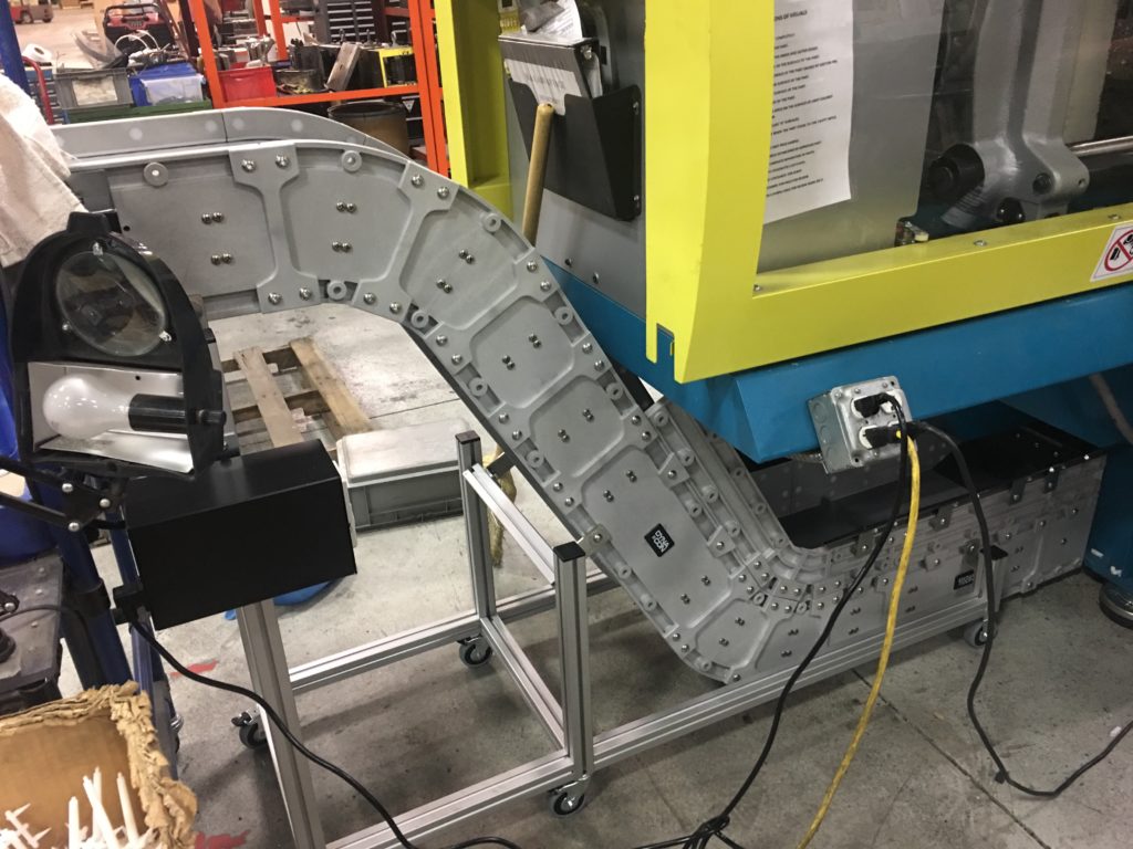 H&L Advantage - DynaCon - End of machine with flare feed end End of Machine Z Conveyor w/Flare Feed End