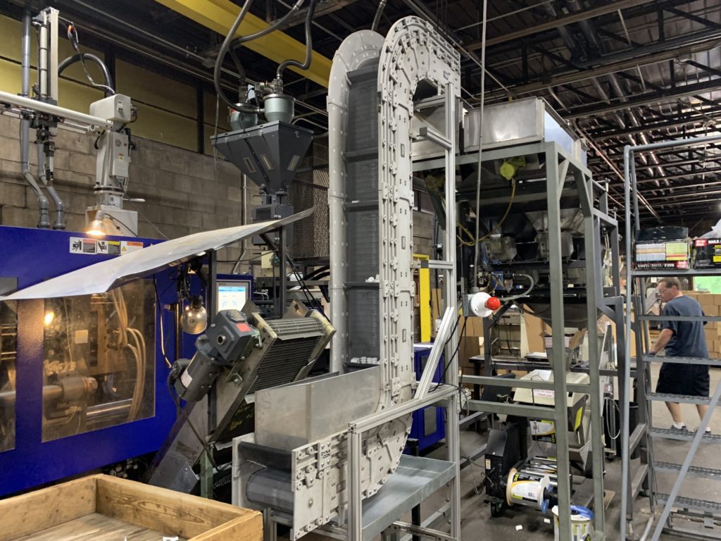 DynaCon Vertical Z Vertical Z-Style Conveyor