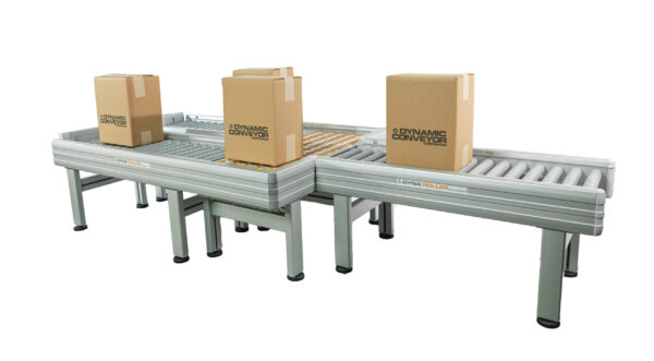 A DynaRoller packaging conveyor conveying and transferring brown boxes