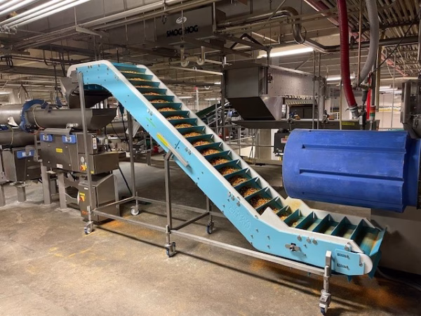 Bulk Fill More Bakery 2 bulk materials conveyor section with baked goods ingredients filling hopper