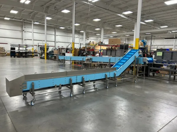 DynaClean Incline with Conveyors feeding Long Flat Incline 2 DynaClean Incline with Conveyors feeding Long Flat Incline 2