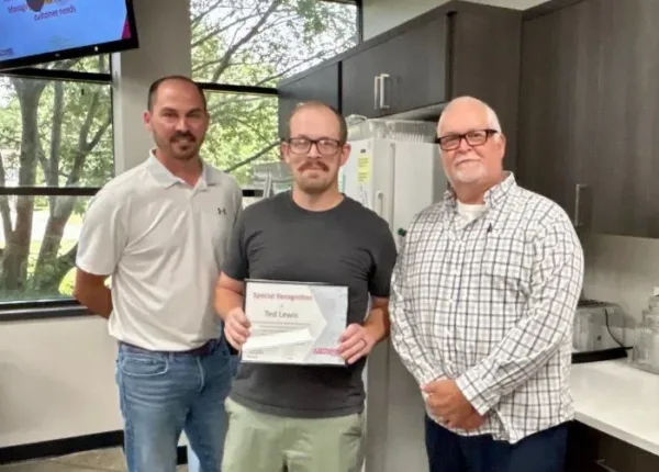 Ted Lewis recognized for performance in Production at Dynamic Conveyor