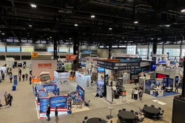 EATS-show-floor-2025-2 overhead view of show floor at EATS Chicago 2025